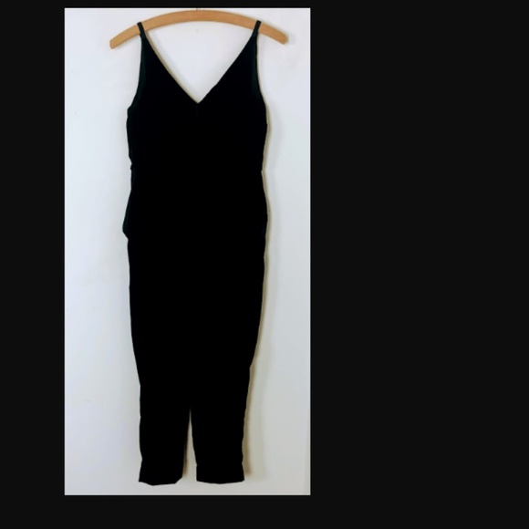 Banana Republic Black Velvet Cropped Jumpsuit - Picture 4 of 5